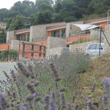 Appartamento Agriturismo Un Mare Di Fiori Ventimiglia Exterior foto